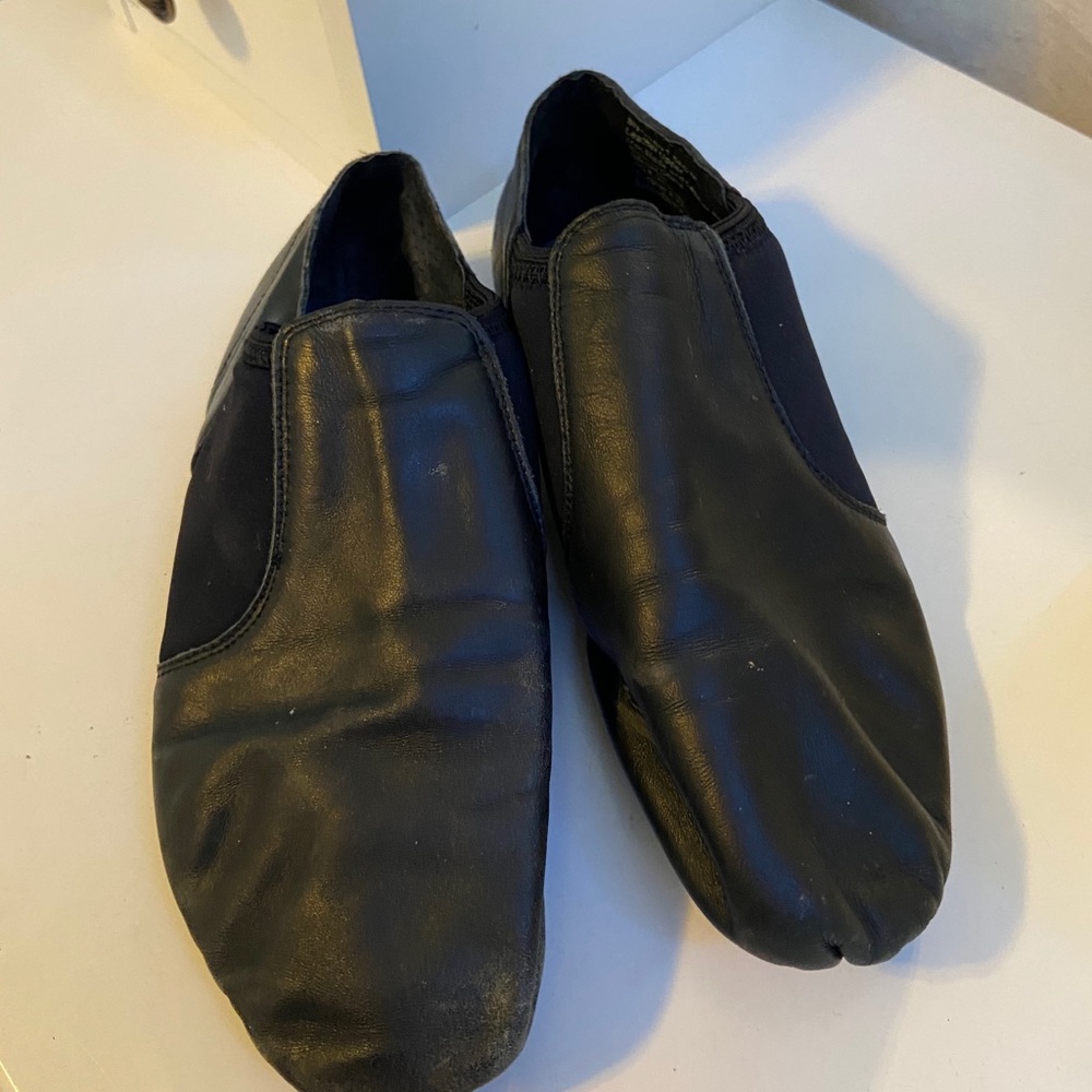*used* jazz shoes